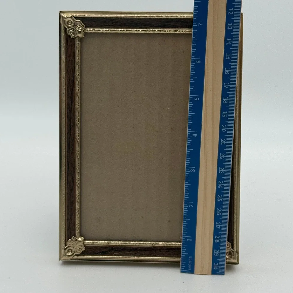 Vintage Gold Metal and Faux Wood Grain 5x7 Picture Frame Ornate Corner Scrolls
